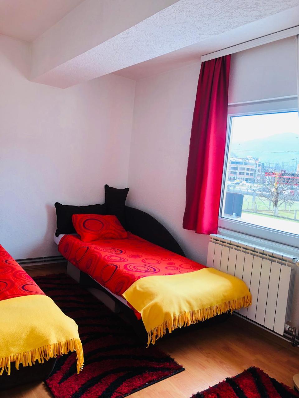 Adella Appartement Sarajevo Buitenkant foto