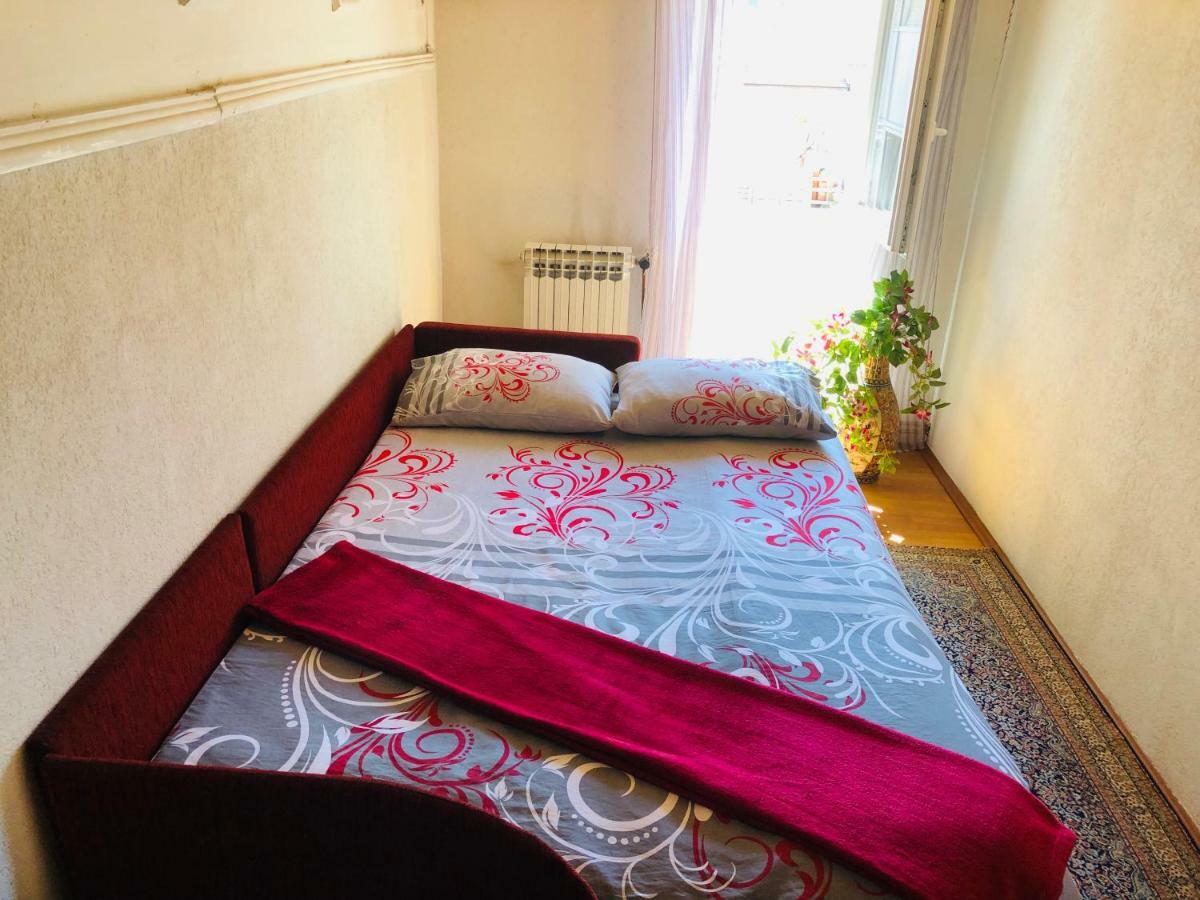 Adella Appartement Sarajevo Buitenkant foto