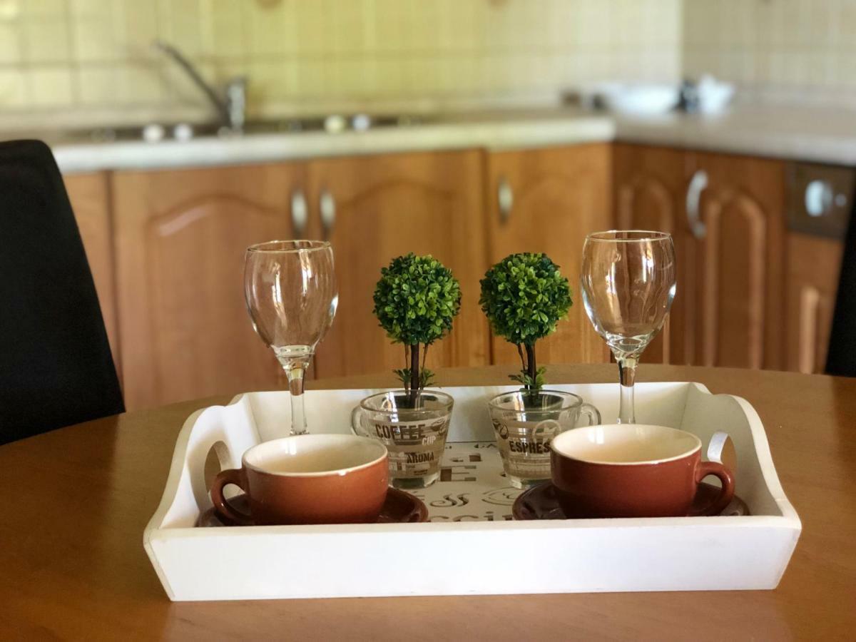 Adella Appartement Sarajevo Buitenkant foto